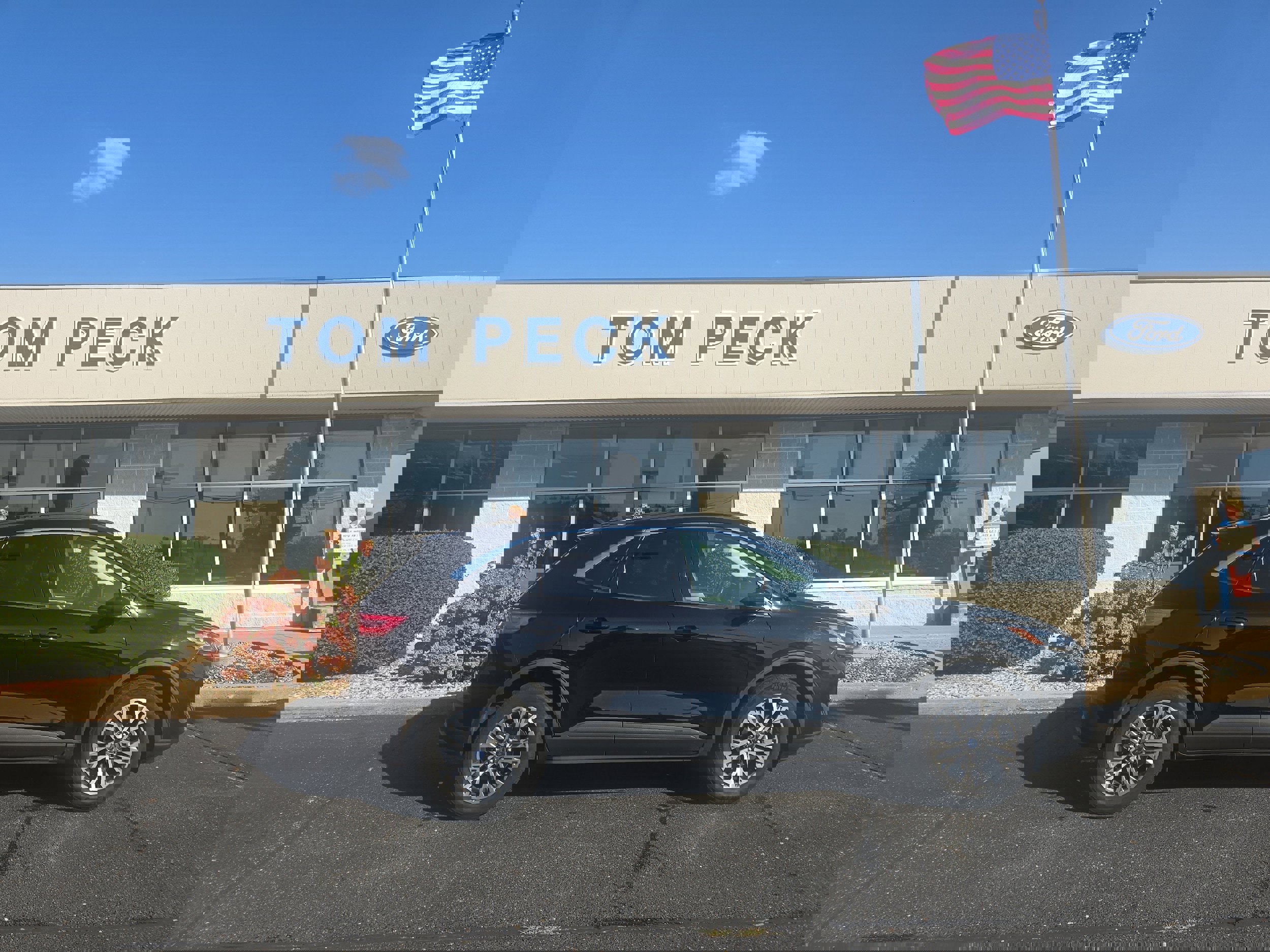Used 2022 Ford Escape SEL AWD/4WD image 6