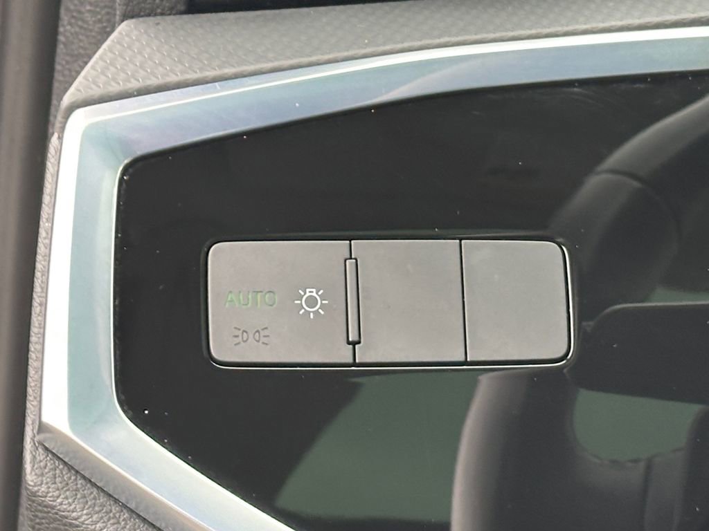 Used 2022 Audi Q3 2.0T Premium w/ Convenience Package image 20