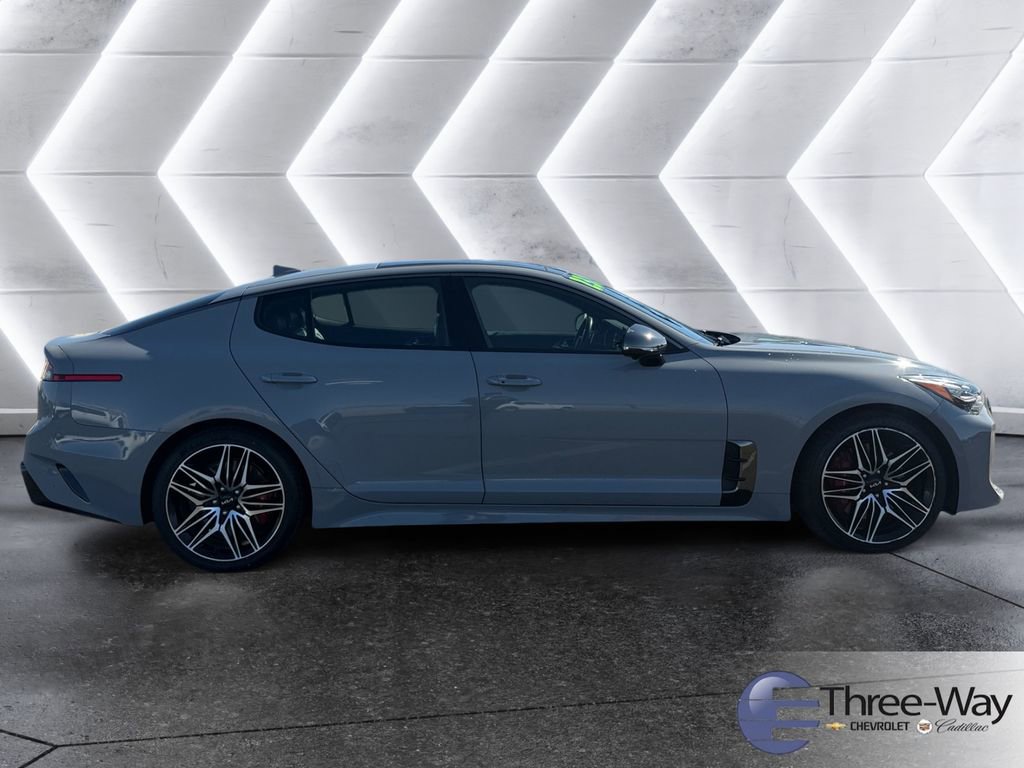 Used 2023 Kia Stinger GT2 image 6