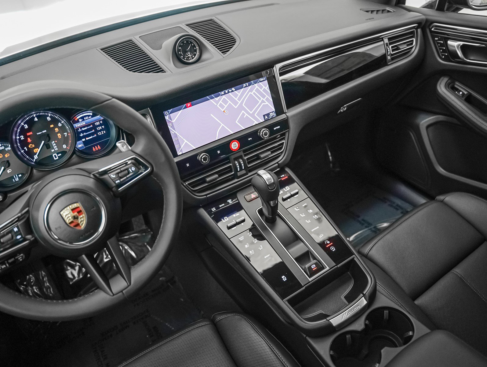 New 2026 Porsche Macan image 19