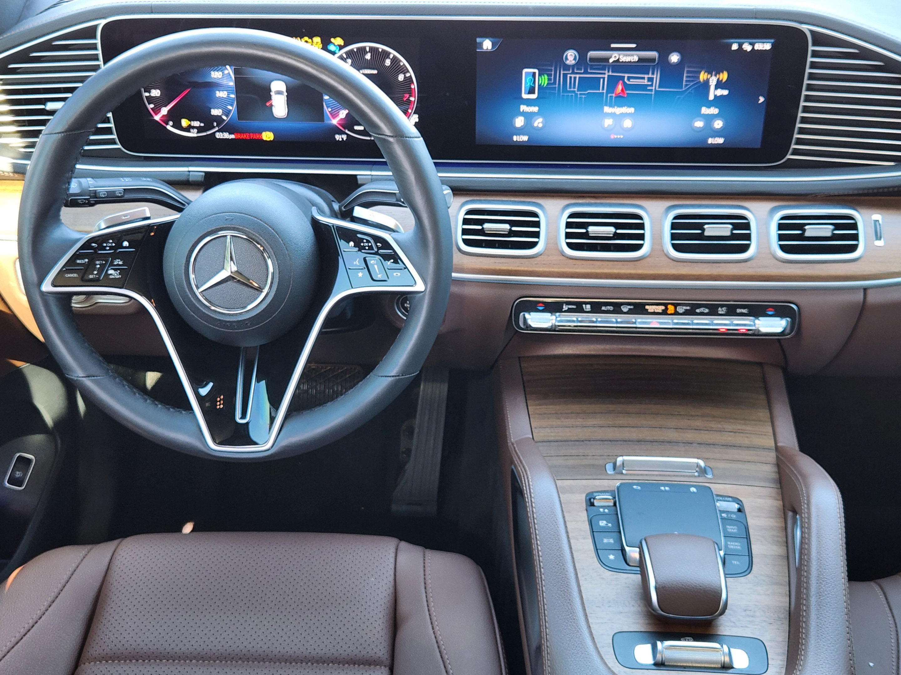 Used 2024 Mercedes-Benz GLS 450 4MATIC image 26