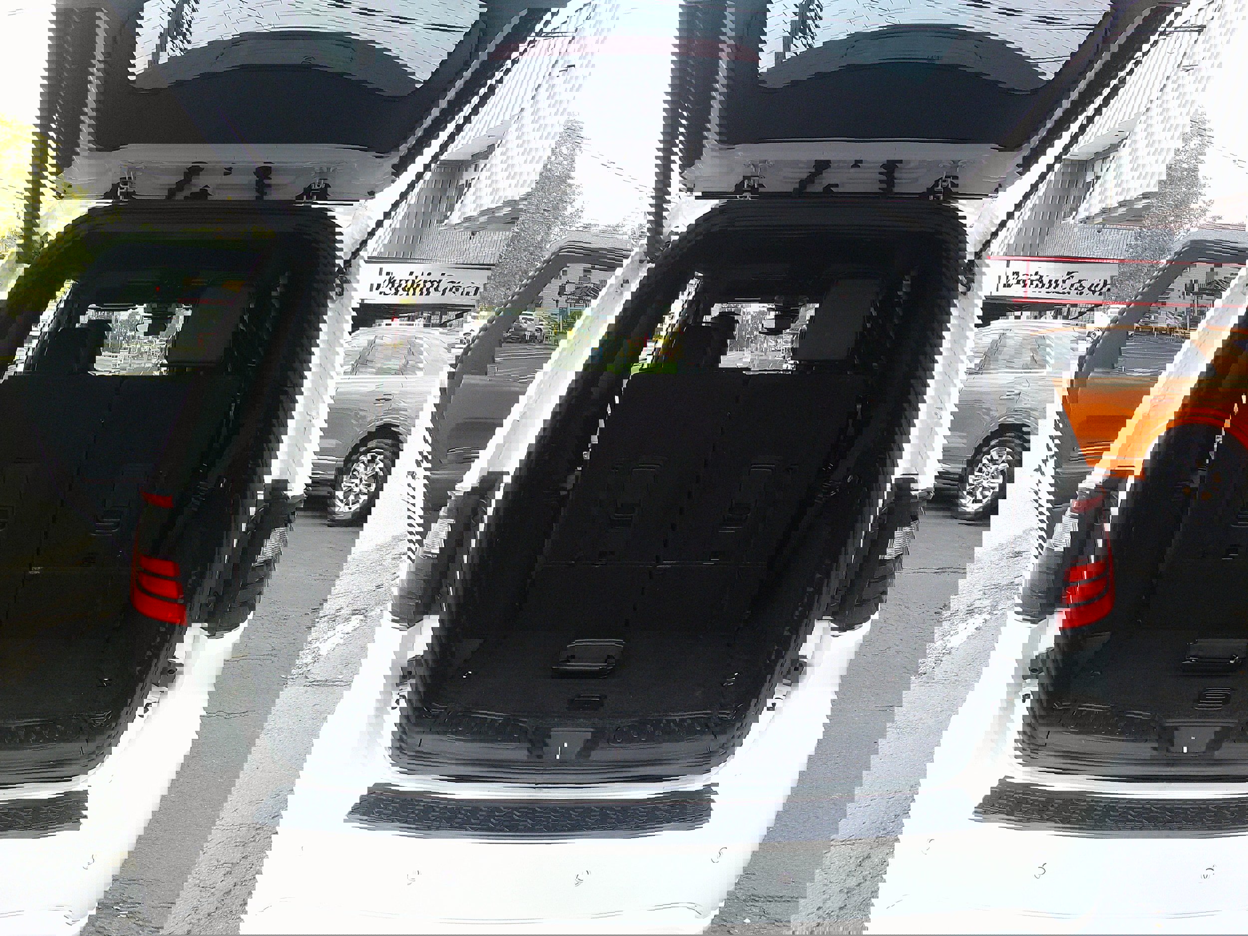 Used 2024 Dodge Durango GT image 22