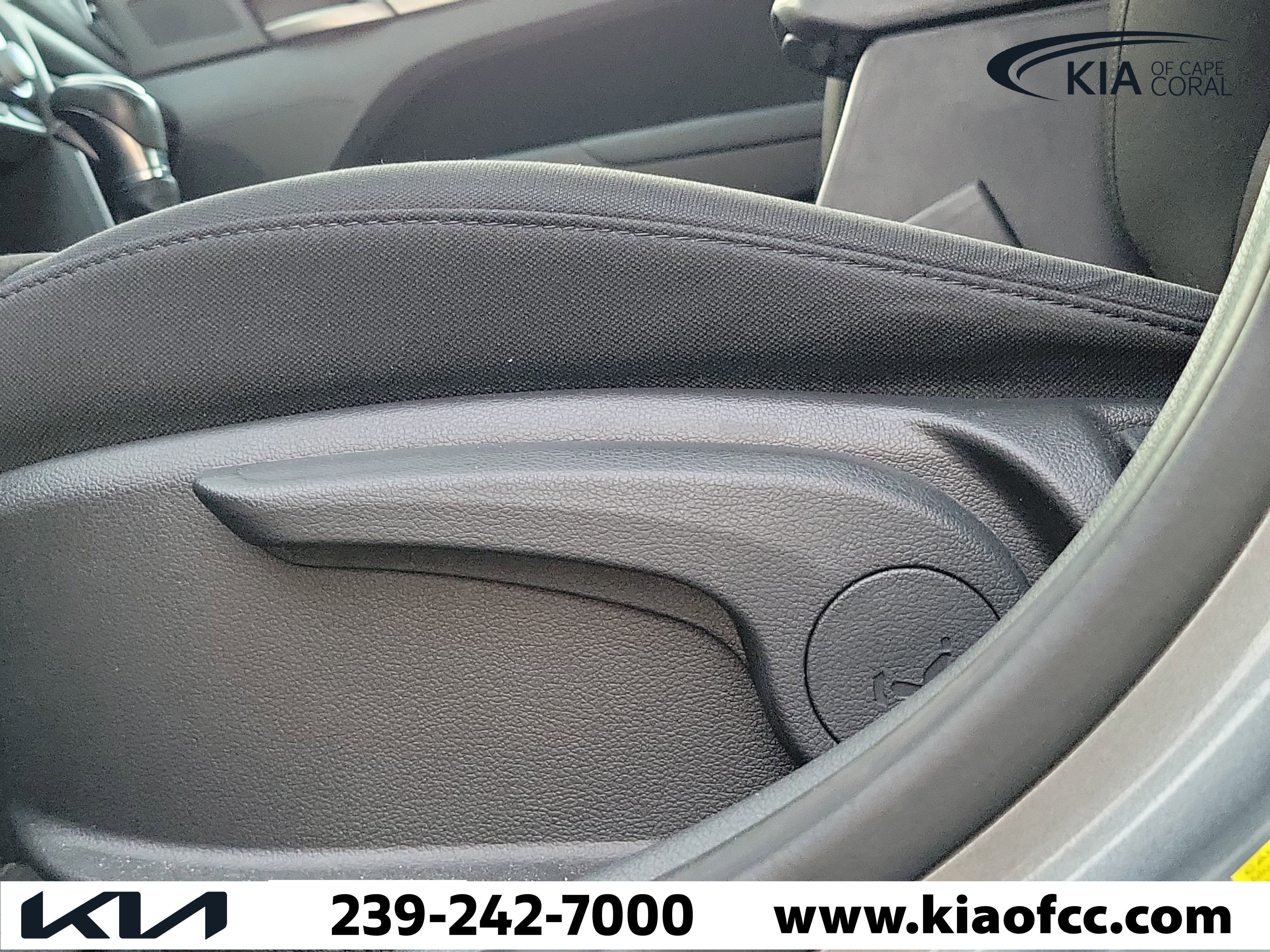 Used 2019 Hyundai Elantra Value Edition w/ Cargo Package image 14