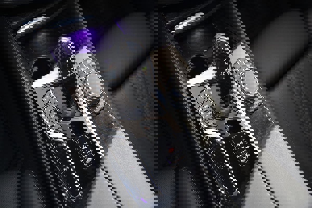 Used 2023 BMW 540i xDrive w/ M Sport Package image 31