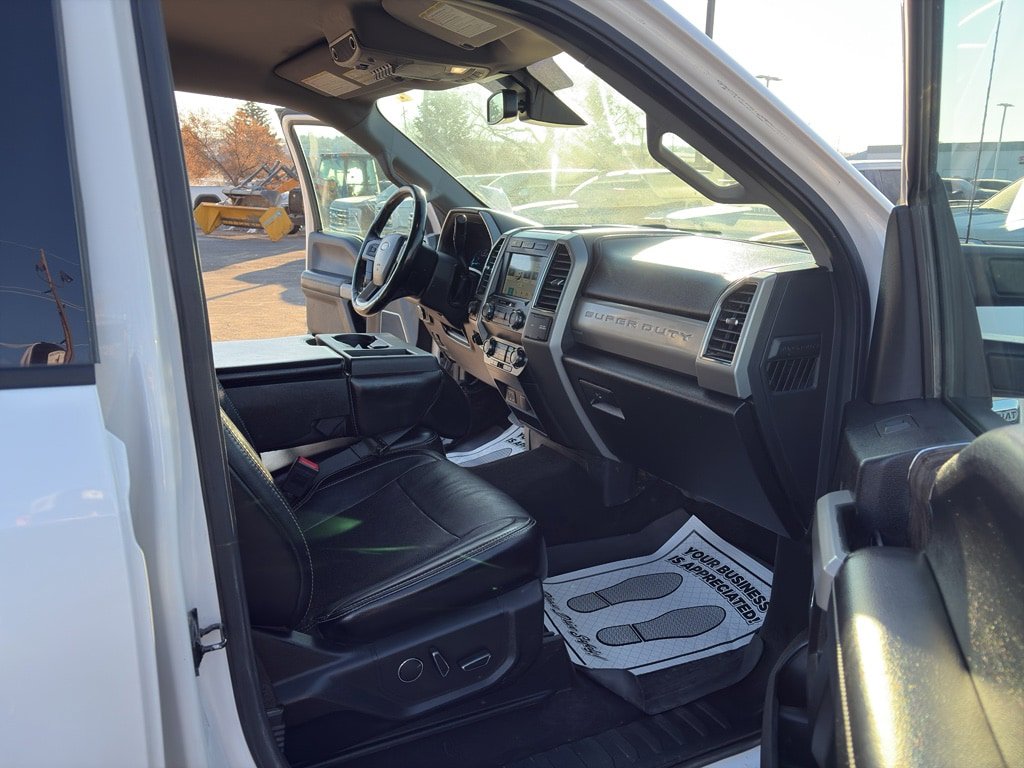 Used 2019 Ford F350 Lariat w/ Lariat Ultimate Package AWD/4WD image 26