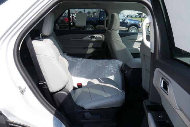 New 2026 Ford Explorer Active w/ Active Comfort Package AWD/4WD image 26