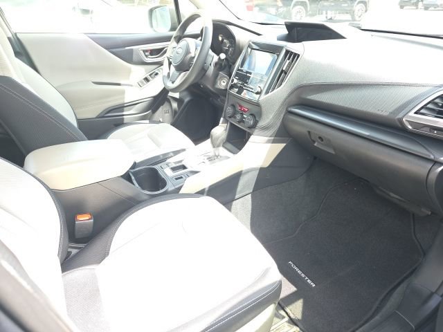 Used 2023 Subaru Forester AWD/4WD image 17