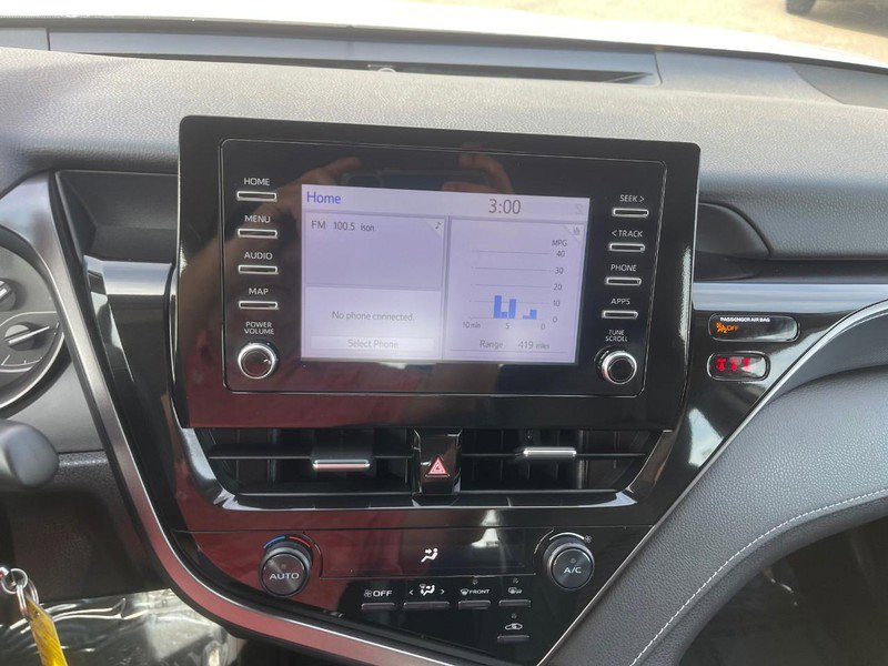 Used 2024 Toyota Camry SE image 24