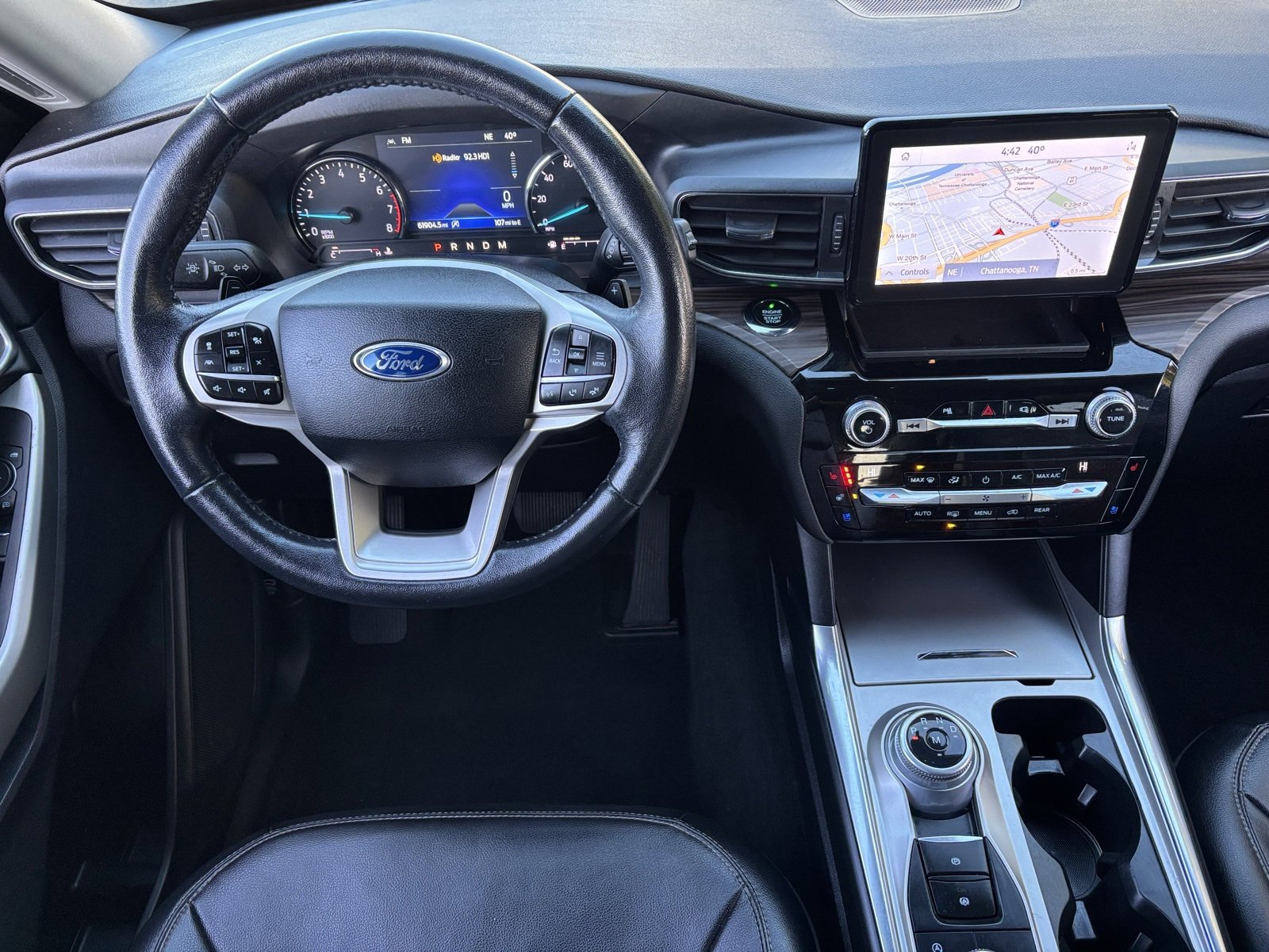 Used 2021 Ford Explorer Limited w/ Equipment Group 301A image 3