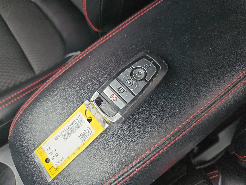 Used 2023 Ford Escape ST-Line Select w/ Tech Pack #2 AWD/4WD image 29