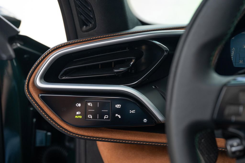 Certified 2025 Ferrari 296 GTS image 33