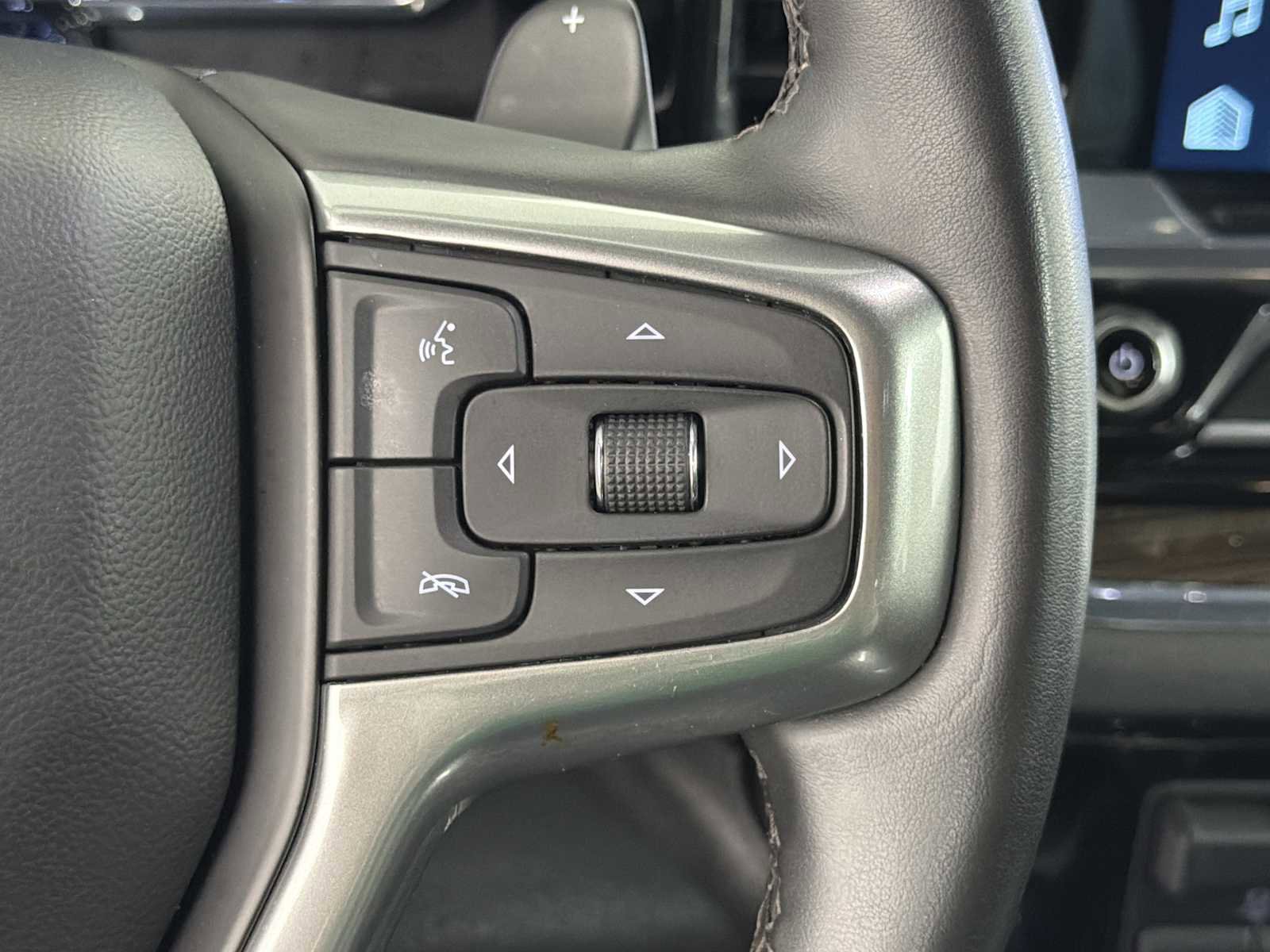 Used 2024 Chevrolet Silverado 1500 LT Trail Boss w/ LT Trail Boss Premium Package image 23