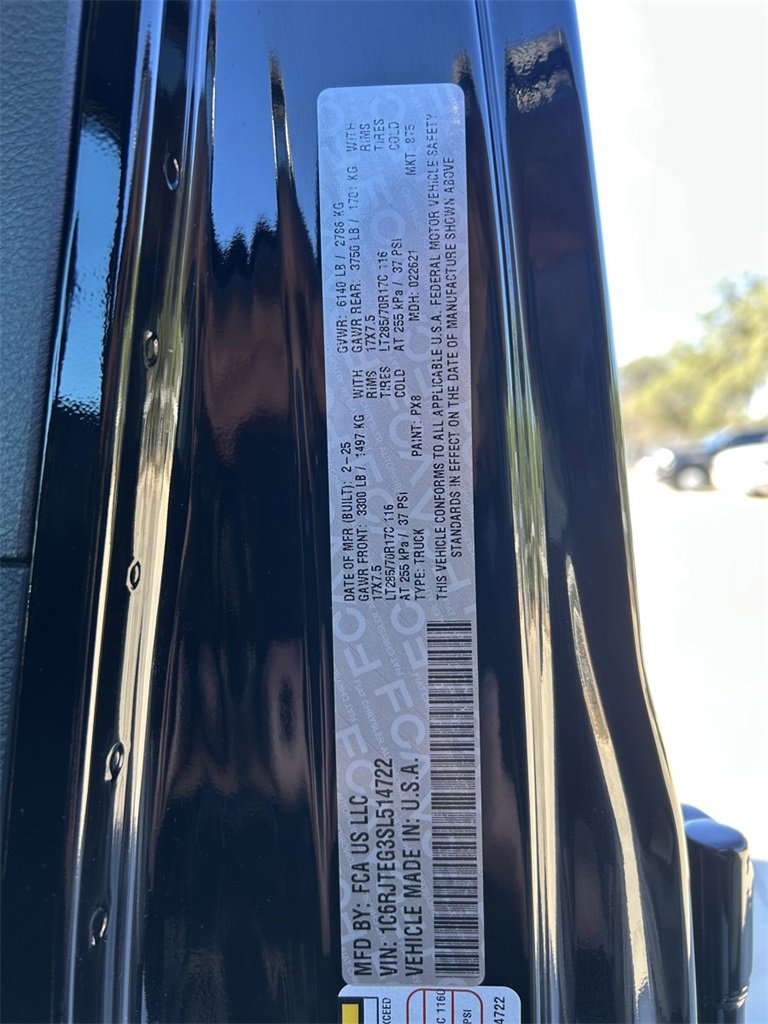 Used 2025 Jeep Gladiator Mojave w/ Safety Group image 12