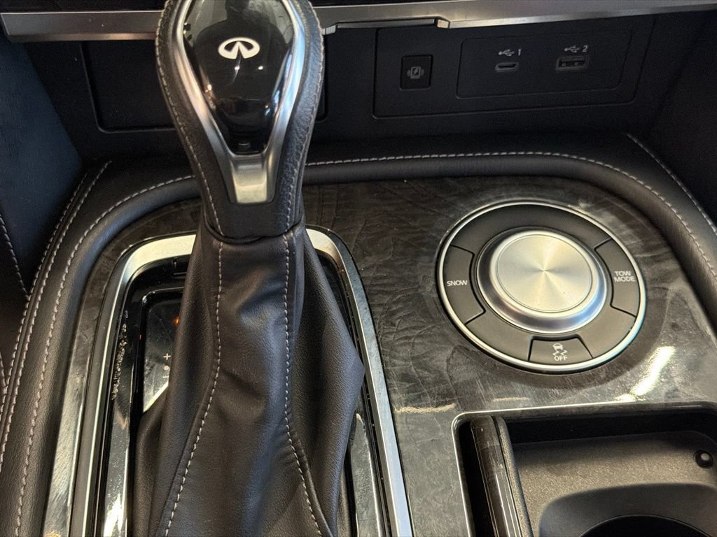 Used 2022 INFINITI QX80 Luxe w/ All-Season Package RWD image 39