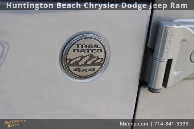 Used 2023 Jeep Wrangler Sport S image 7