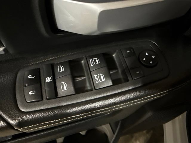 Used 2022 RAM 3500 Big Horn w/ Level C Equiment Group AWD/4WD image 3