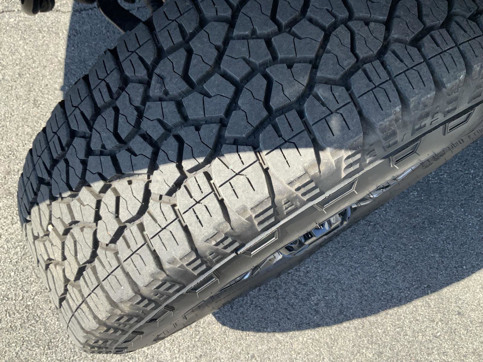 Used 2024 GMC Sierra 3500 Denali AWD/4WD image 26