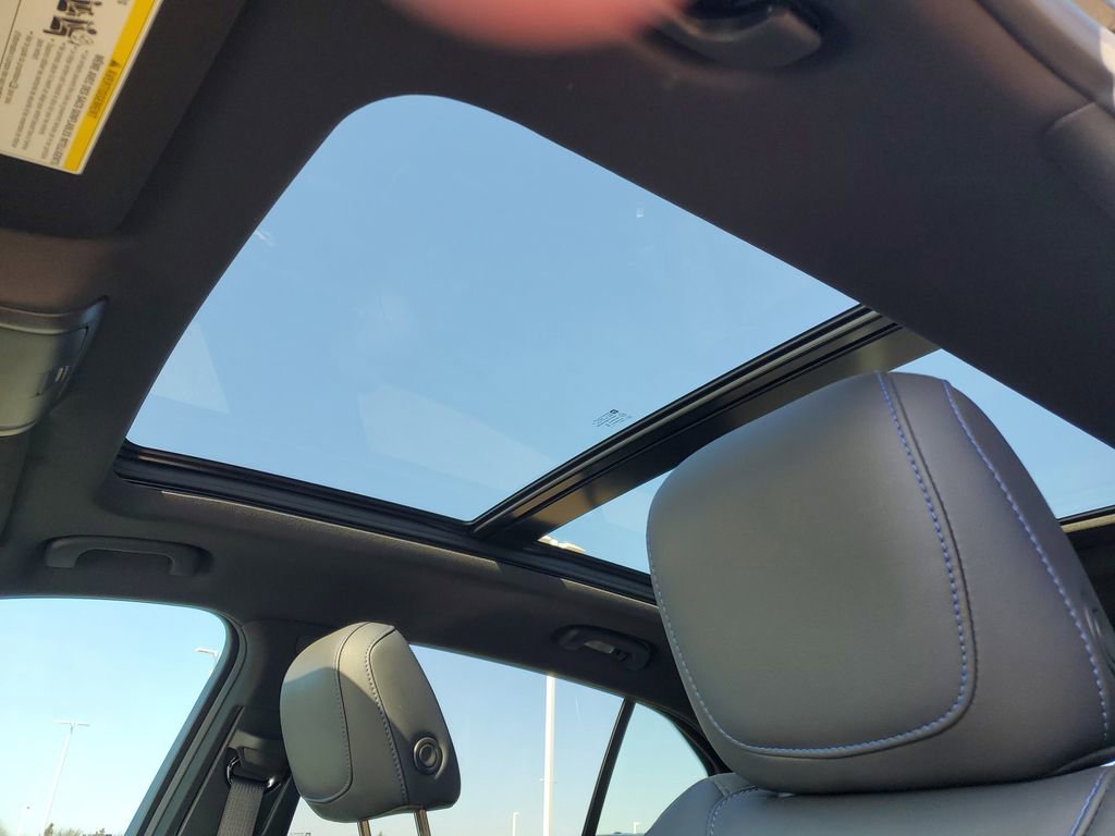 Used 2024 Cadillac XT4 Sport image 6