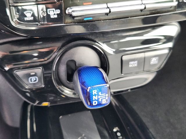 Used 2020 Toyota Prius XLE w/ Advanced Technology Package AWD/4WD image 18