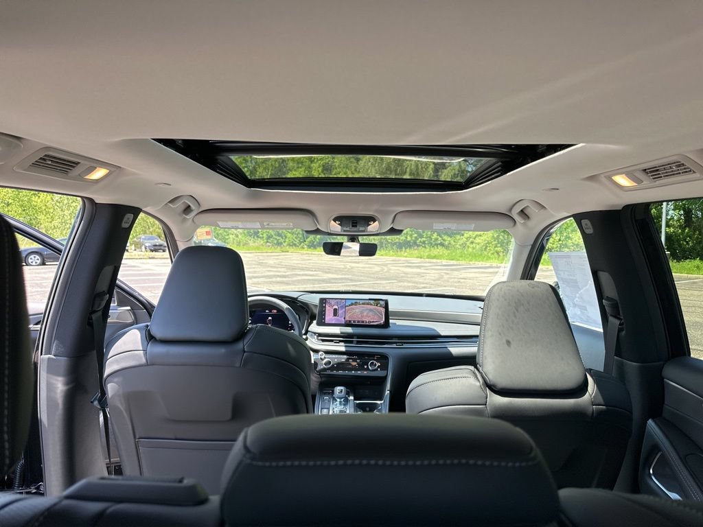 Used 2027 INFINITI QX60 Luxe w/ Cargo Package AWD/4WD image 27