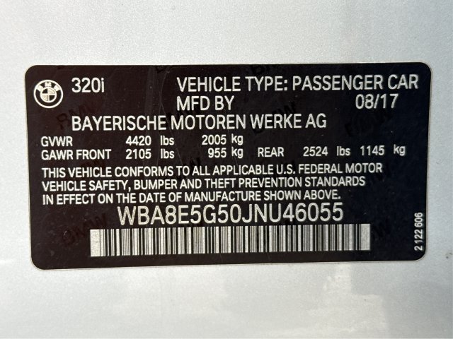 Used 2018 BMW 320i xDrive Sedan AWD/4WD image 25
