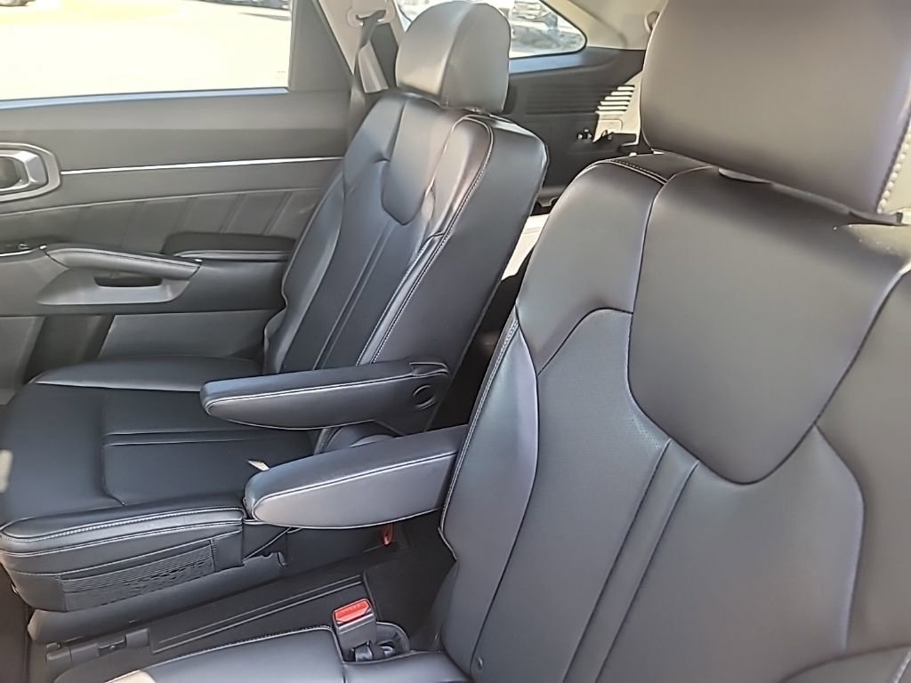 Certified 2023 Kia Sorento SX AWD/4WD image 14