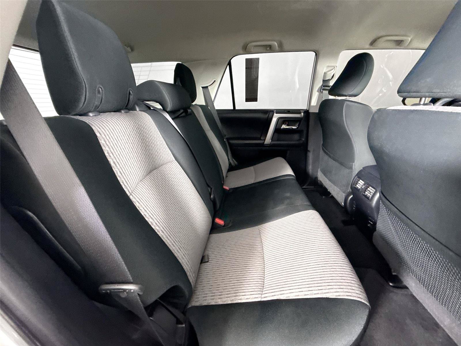 Used 2019 Toyota 4Runner SR5 AWD/4WD image 36