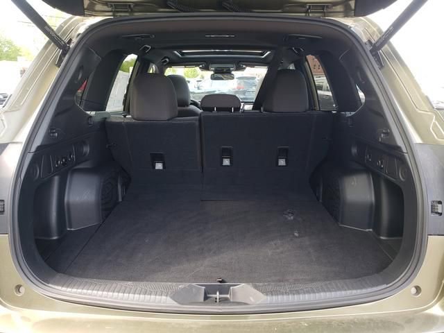 Certified 2025 Subaru Forester Premium AWD/4WD image 5