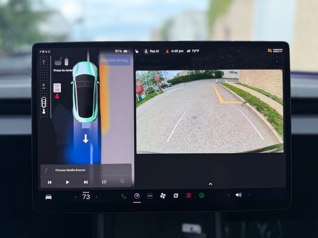 Used 2025 Tesla Model 3 Long Range AWD/4WD image 40