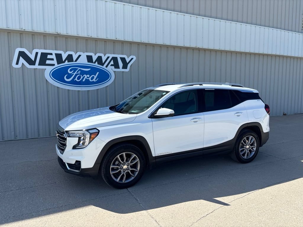 Used 2023 GMC Terrain SLT w/ Tech Package AWD/4WD video 1