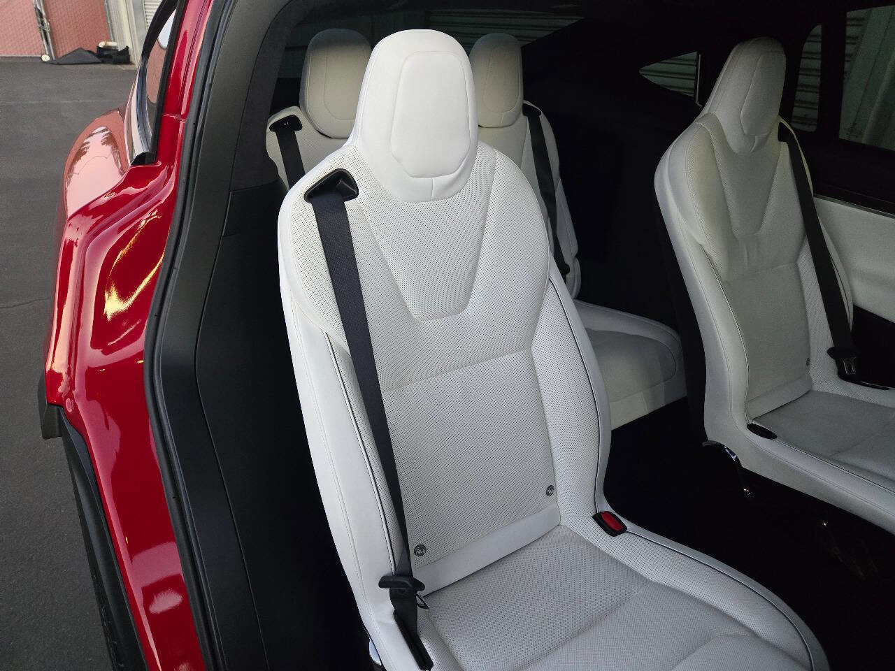 Used 2022 Tesla Model X Plaid image 26