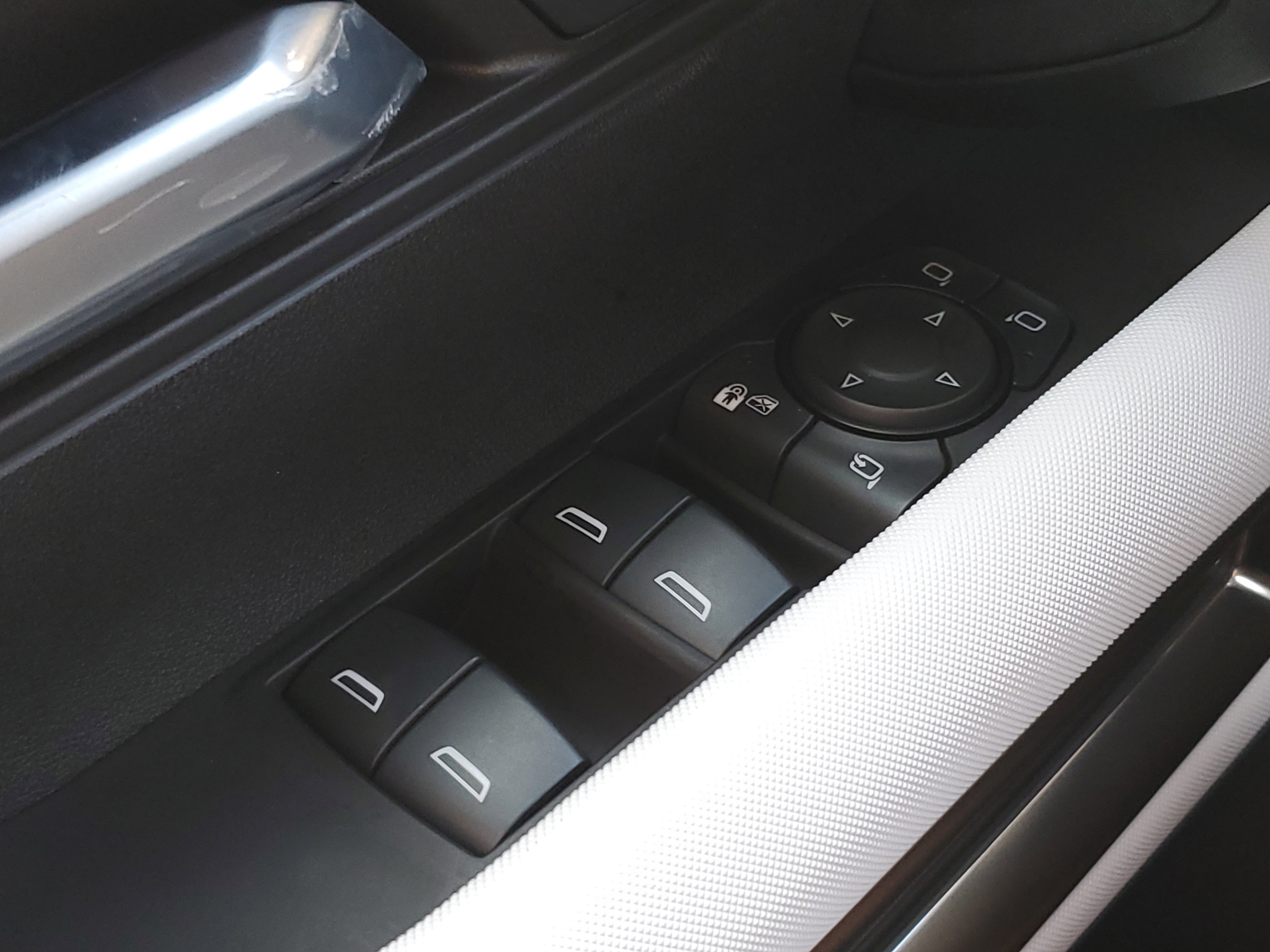 Used 2024 GMC Hummer EV 2X w/ Extreme Off-Road Package image 27