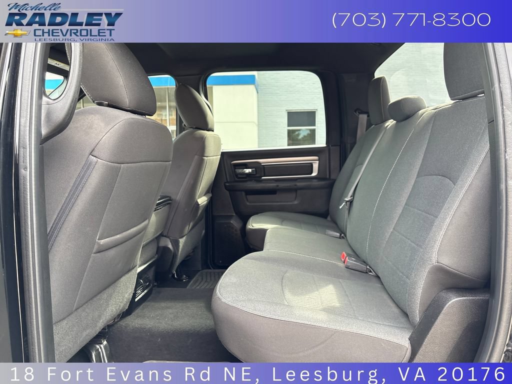 Used 2024 RAM 1500 Warlock AWD/4WD image 23