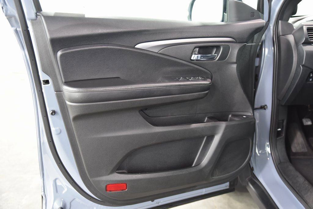 Used 2022 Honda Pilot Sport image 9