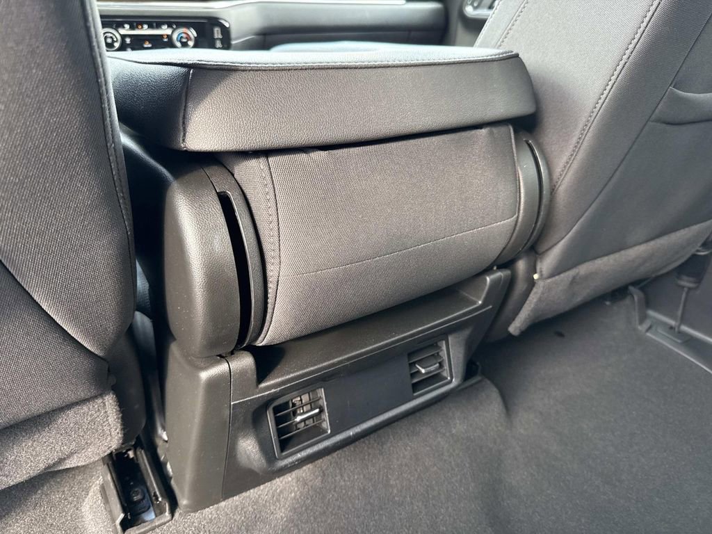 Used 2024 Chevrolet Silverado 2500 LT image 20