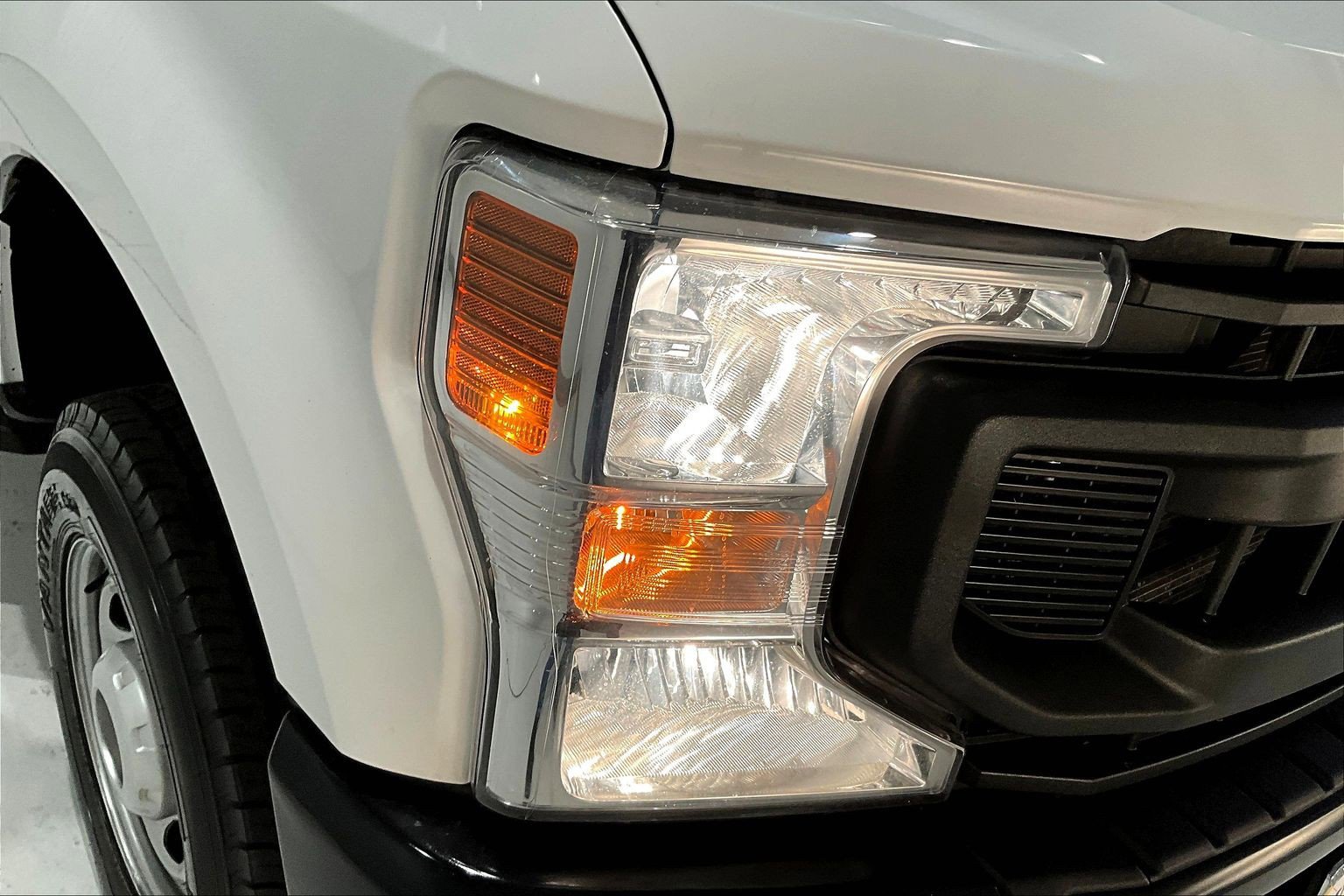 Used 2021 Ford F250 XL w/ Power Equipment Group image 31