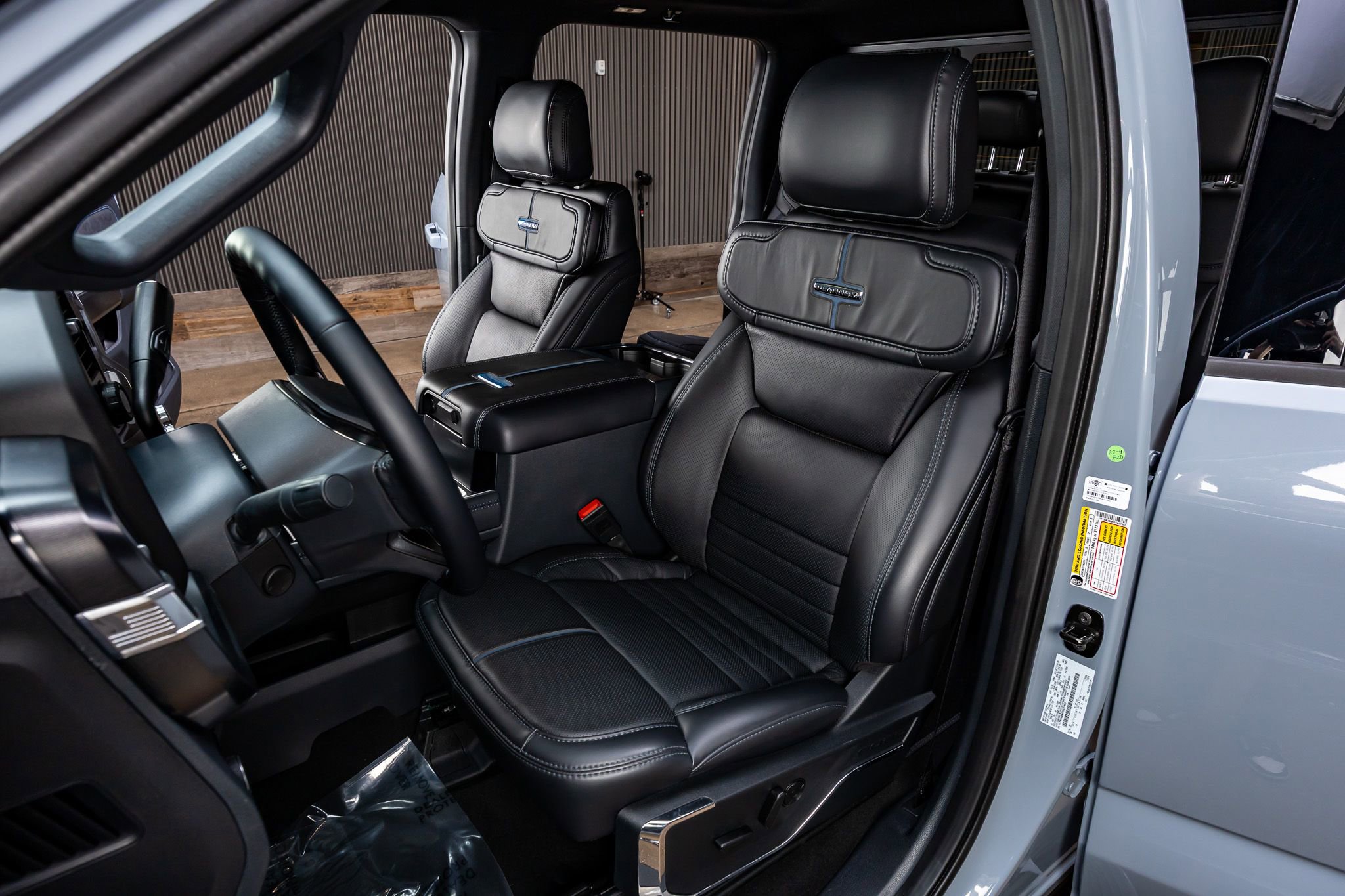 Used 2026 Ford F250 Platinum AWD/4WD image 31
