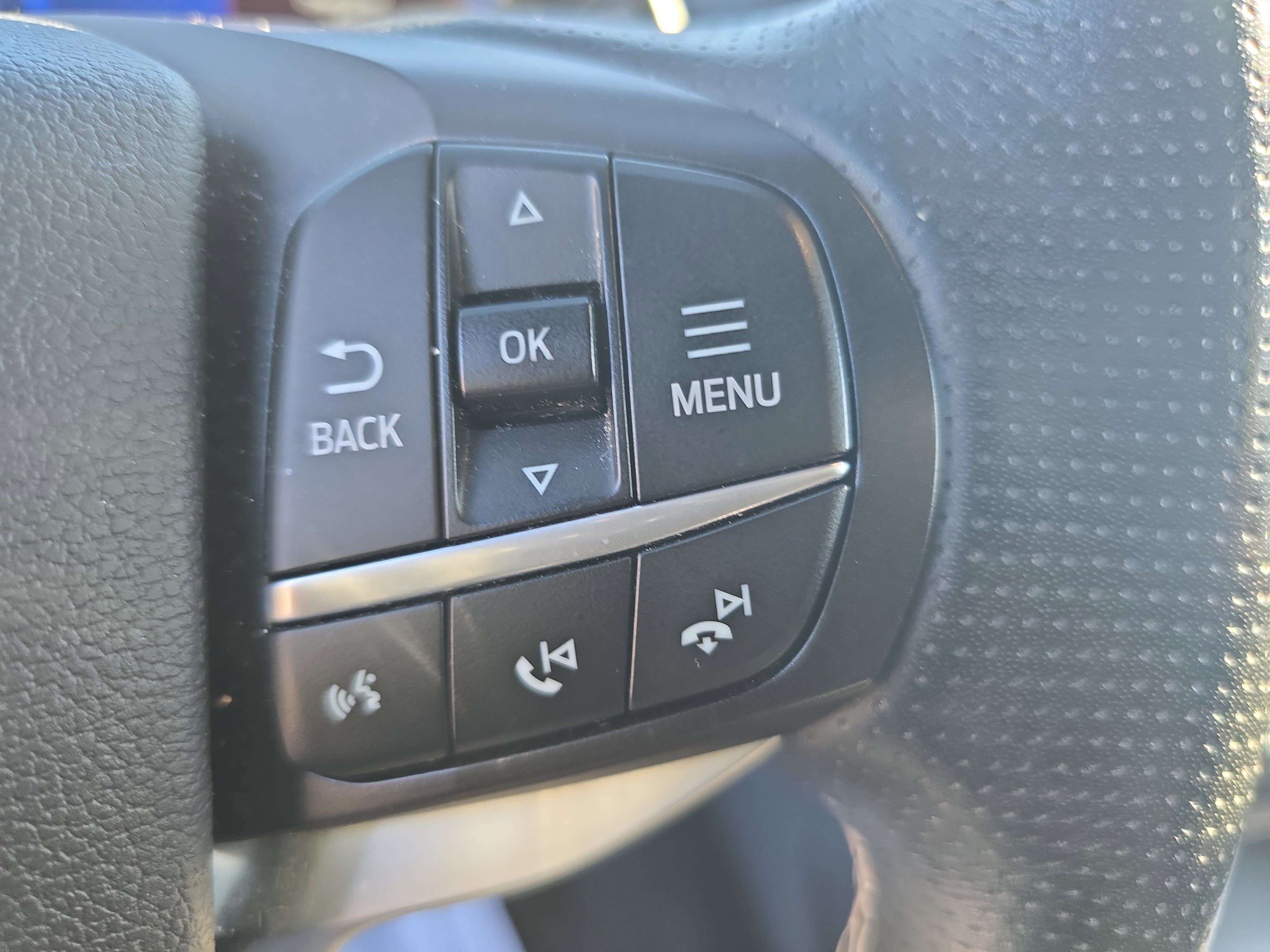 Used 2020 Ford Explorer ST w/ ST High-Performance Pack image 18