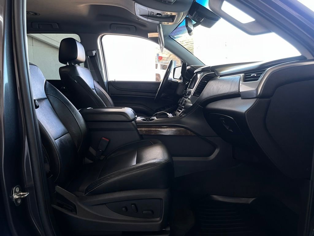 Used 2017 Chevrolet Tahoe LT w/ Luxury Package image 17