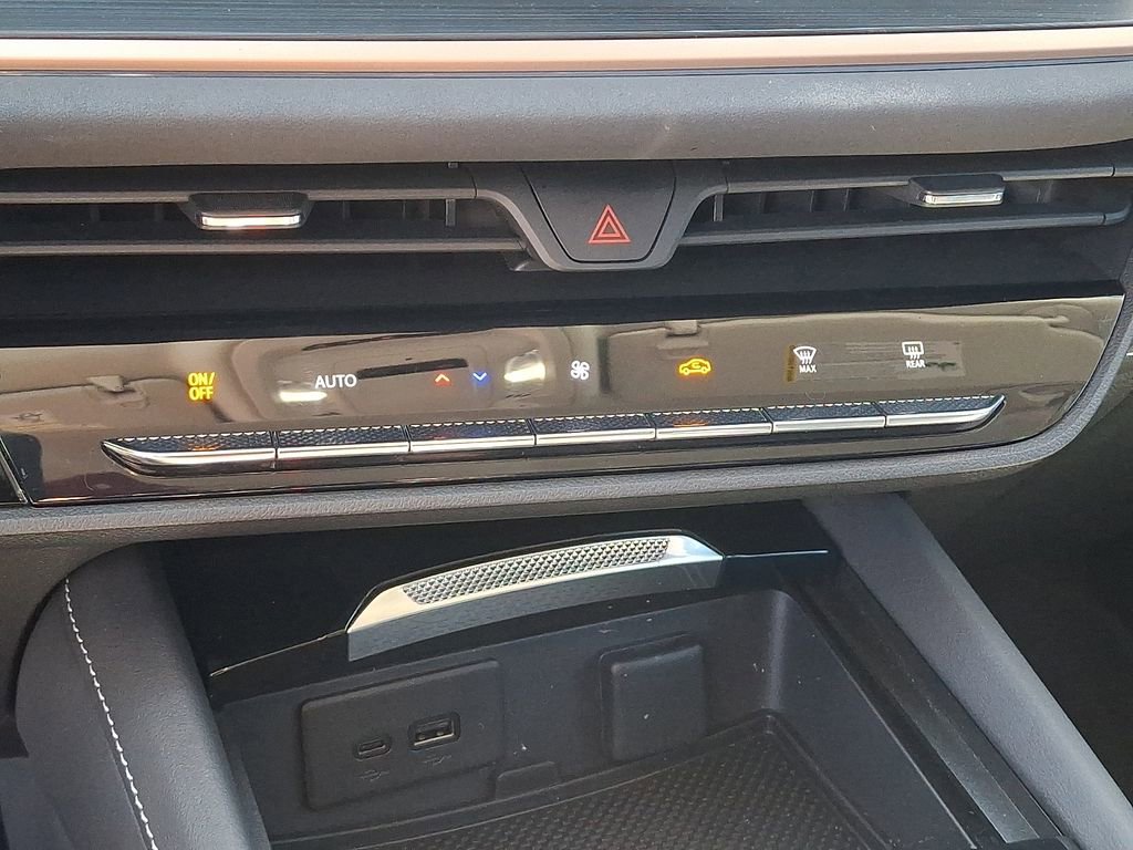 Used 2025 Buick Envision Sport Touring image 15