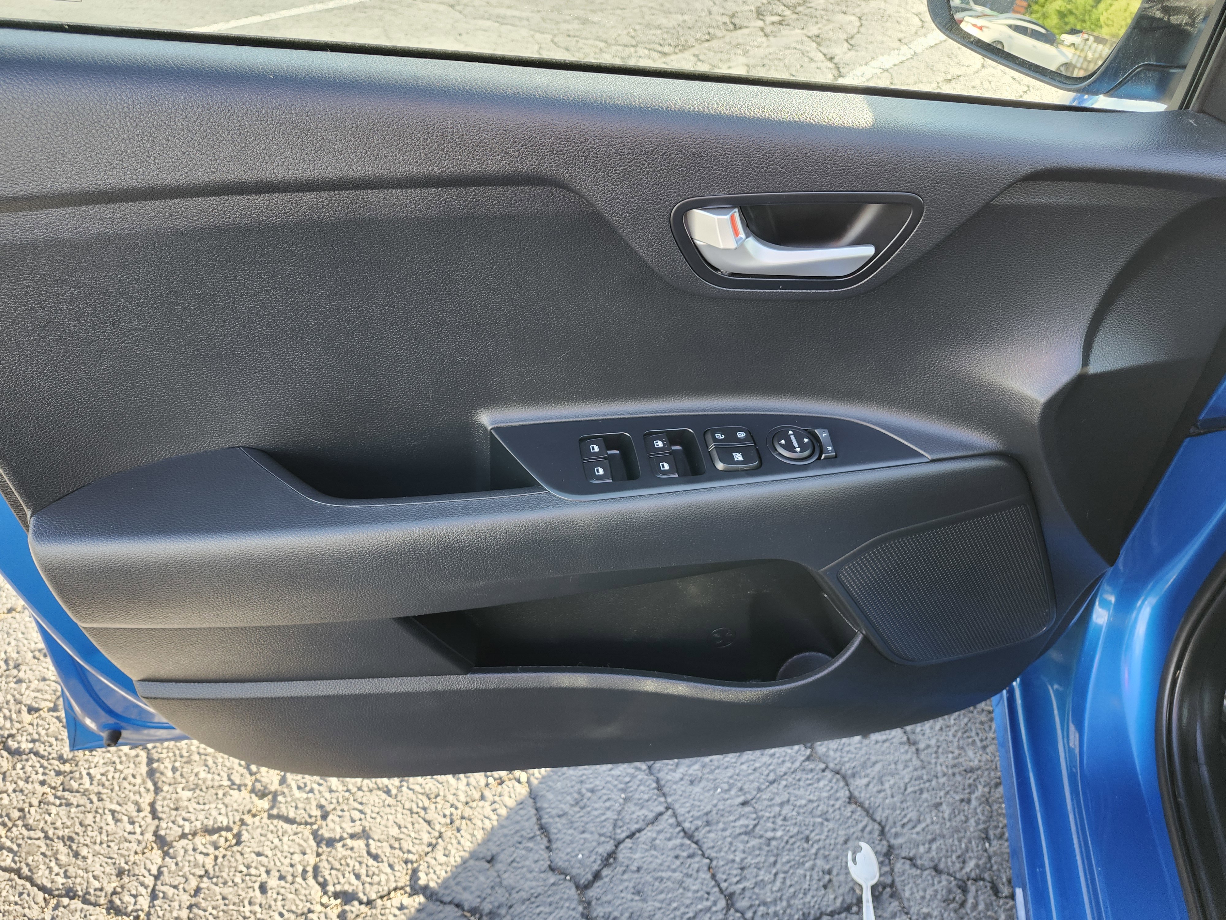 Used 2023 Kia Rio S w/ Technology Package FWD image 23