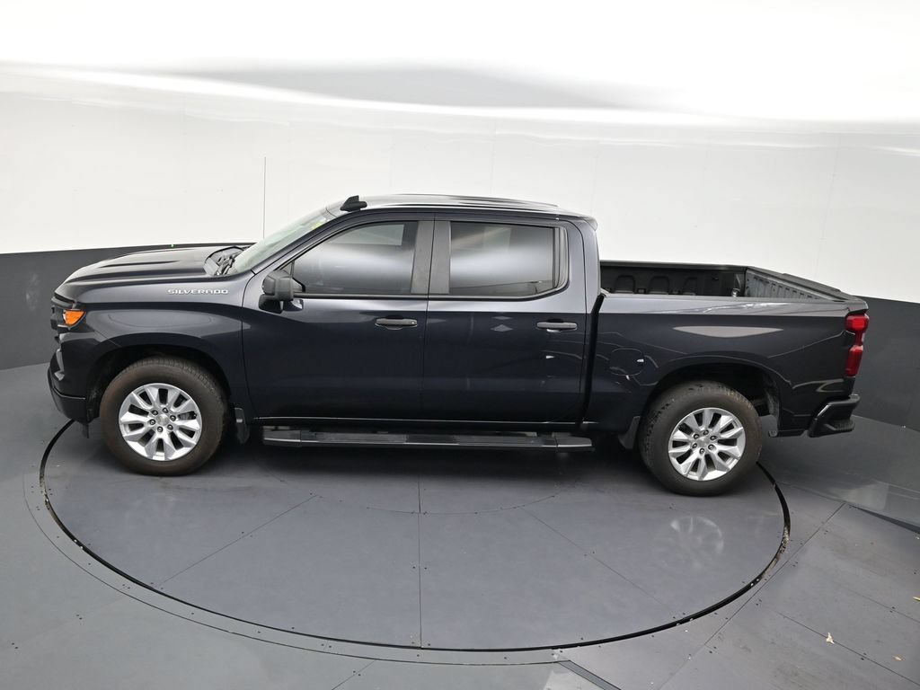 Used 2023 Chevrolet Silverado 1500 Custom RWD image 10
