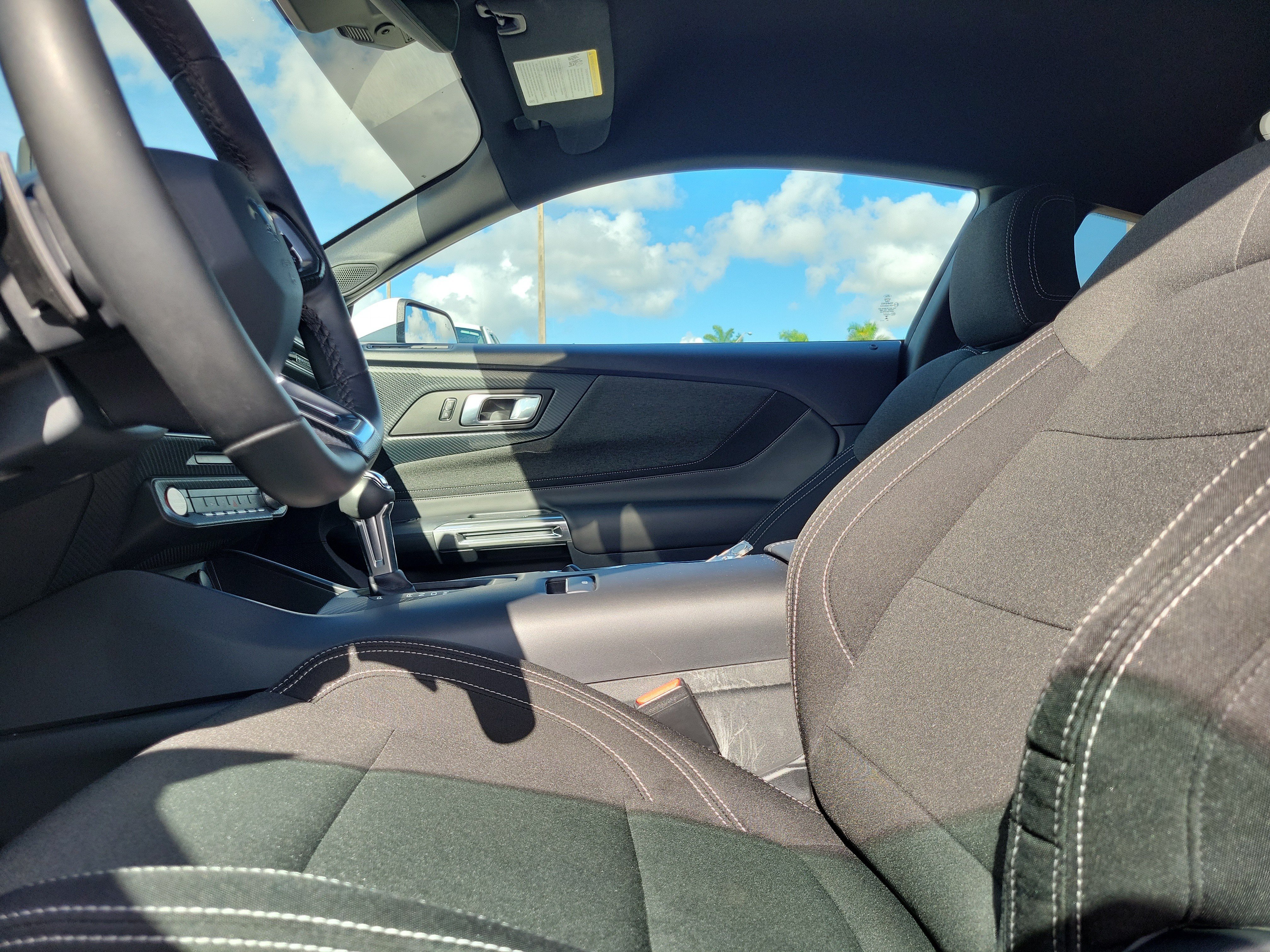 Used 2024 Ford Mustang GT RWD image 11