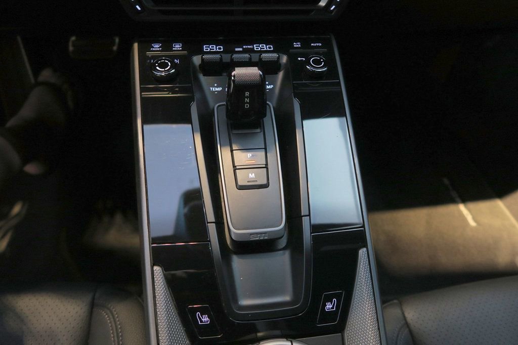 Used 2022 Porsche 911 Carrera image 29