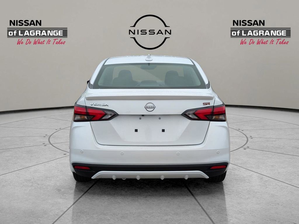 New 2025 Nissan Versa SR w/ Trunk Package image 6
