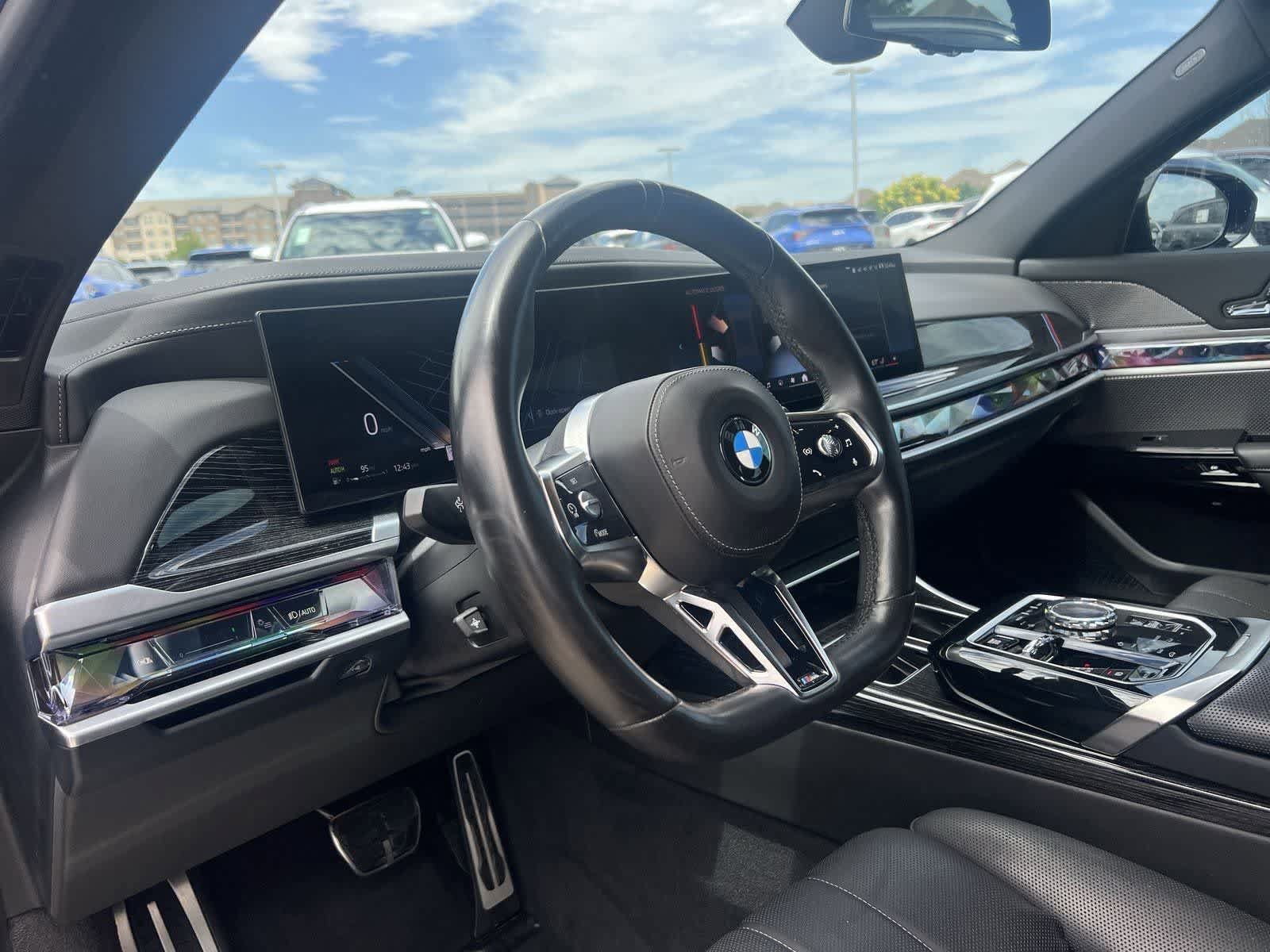 Used 2024 BMW 740i RWD image 8