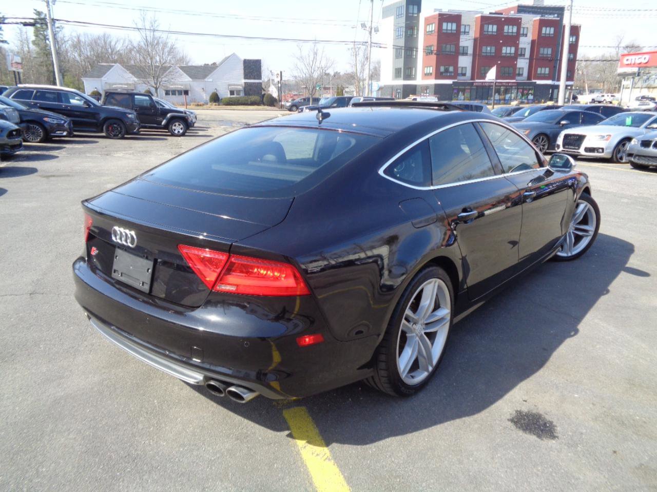 Used 2013 Audi S7 Prestige image 2