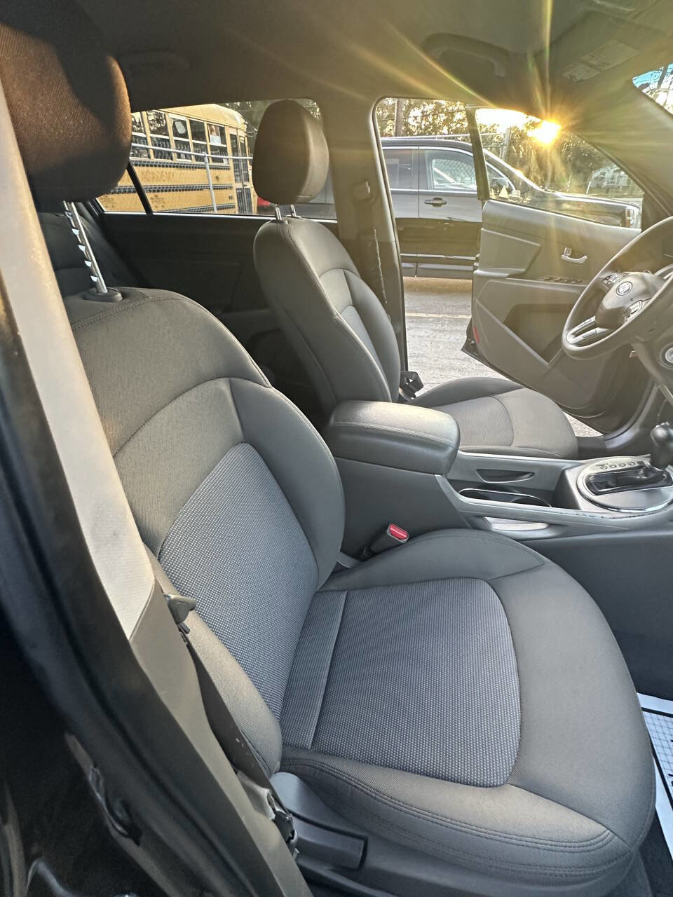 Used 2016 Kia Sportage LX w/ LX Popular Package image 14