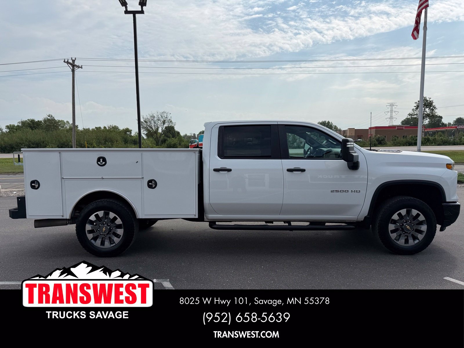 Used 2025 Chevrolet Silverado 2500 Custom w/ Custom Value Package AWD/4WD image 17