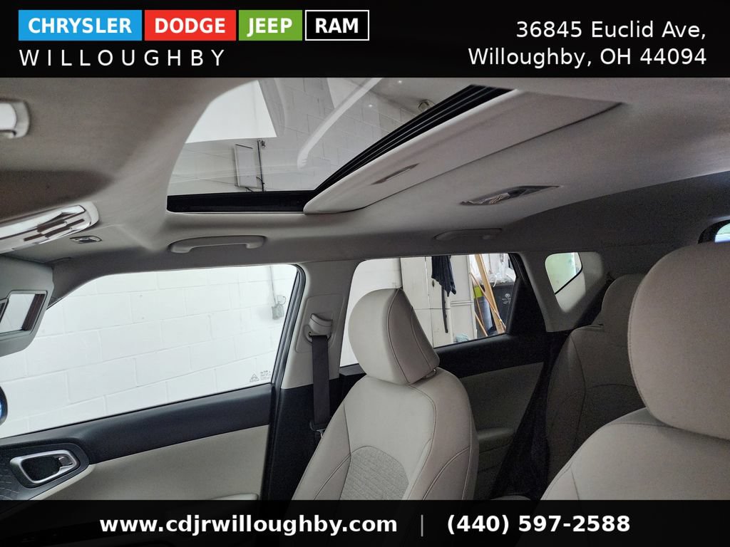 Used 2021 Kia Soul EX FWD image 26